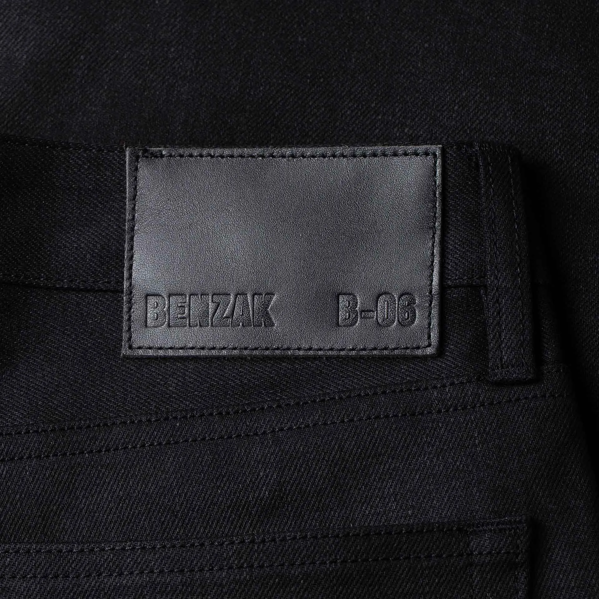 B-06 SLIM STRAIGHT 13 oz. black slub selvedge [AW24]