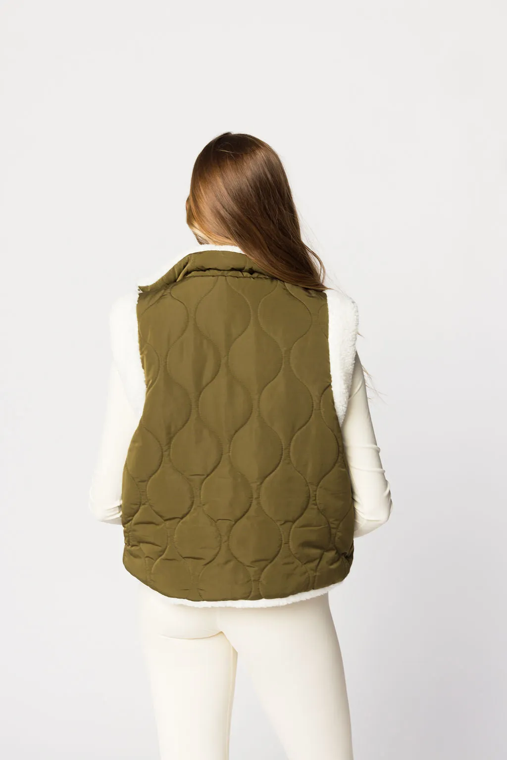 Dani Reversible Vest in Whisper White/Olive