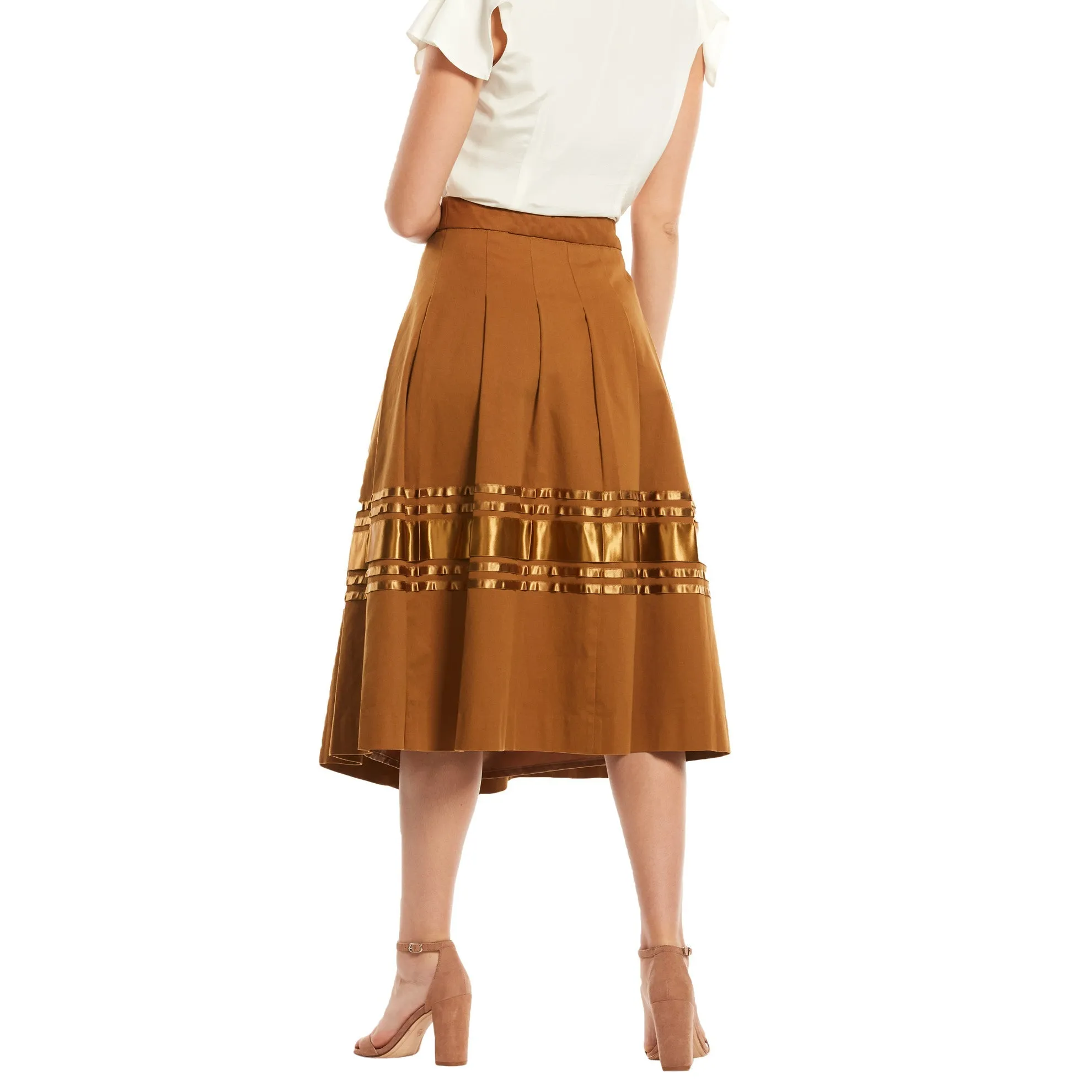 J. Peterman Women's Contrast Ribbon Pleated Skirt in Tobacco